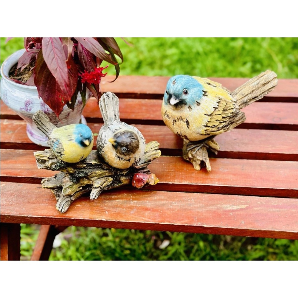 Vintage Charming Set of Perched Birds